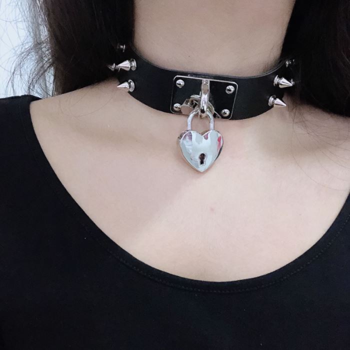 Choker Ember Heart